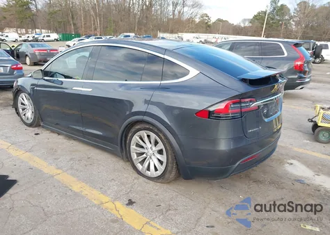 2017 Tesla Model X 100D/75D/90D из США, поврежденный, VIN 5YJXCBE20HF063821